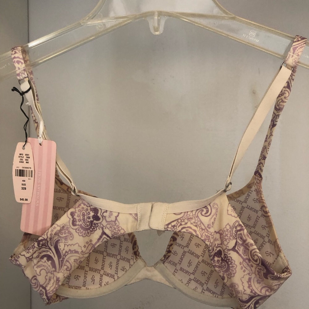 Victorias Secret lilac paisley bra - Picture 5 of 5